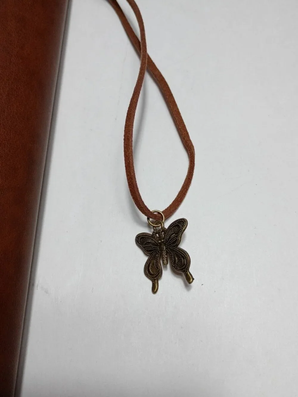 Brown Faux Leather Vintage-Style Refillable Binder Journal Metal Butterfly Charm